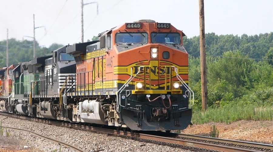 BNSF 4445